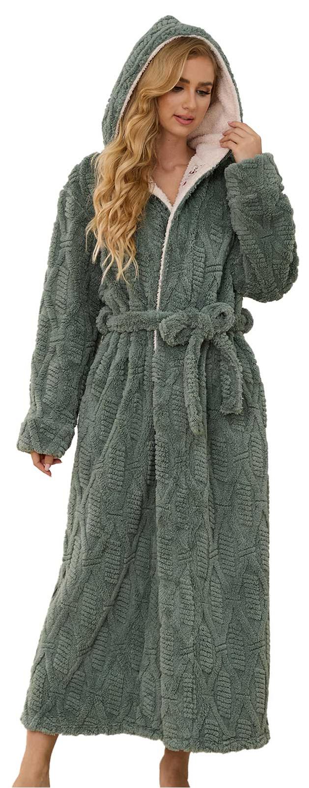 Robes for Women, PUTUO Hooded Womens Robes, Plush Soft Fluffy Long Robe, Comfy Spa Nightgown Housecoat with Side Pocket, Winter Warm Sleepwear Gift for Women