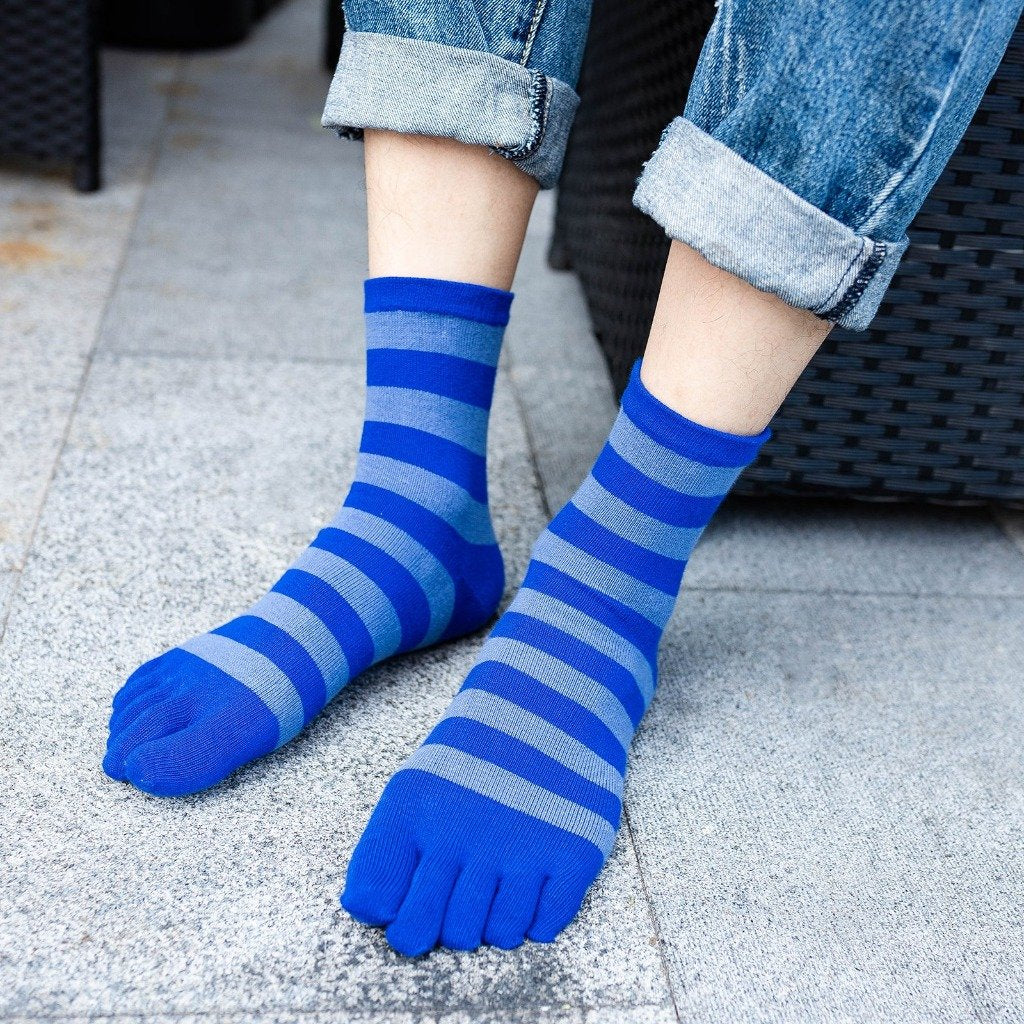 blue stripes crew socks for men