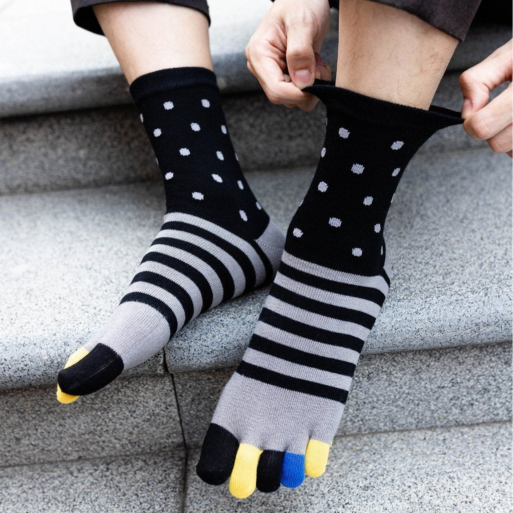 PUTUO Colorful Vibrant Striped Crew 5 Finger Socks for Men, 5 Pairs