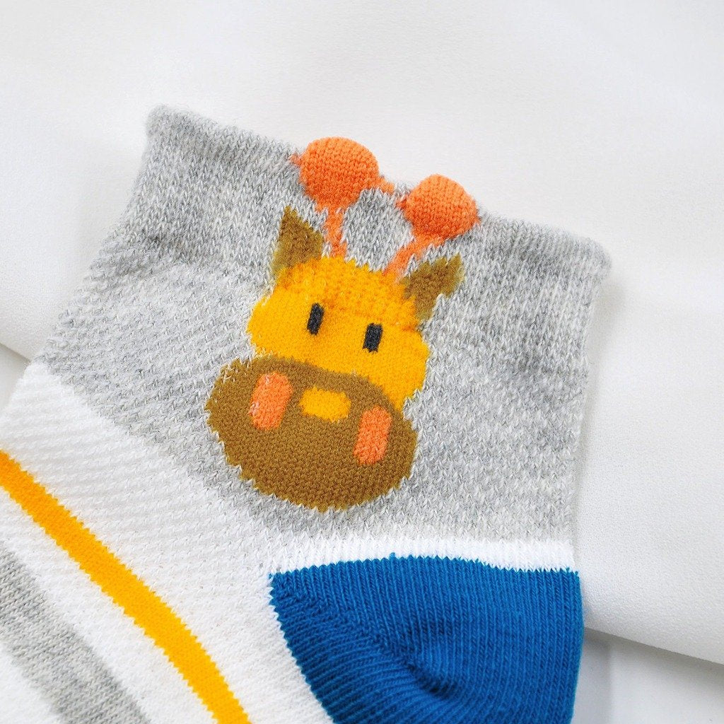 cute giraffe ankle socks for kids